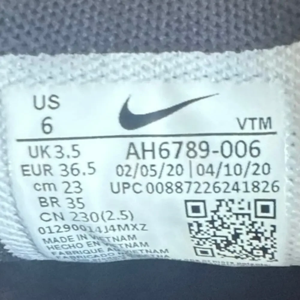 Nike Air Max 270 ‘Triple Black’ Women Sneakers- SZ 6